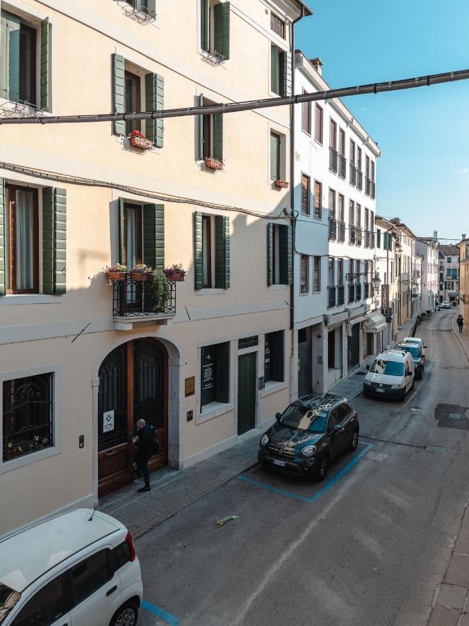 Ferienwohnung Living Down Town Bassano del Grappa Exterior foto