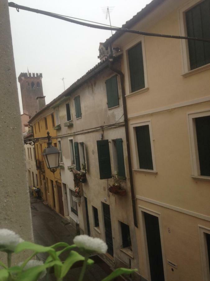 Ferienwohnung Living Down Town Bassano del Grappa Exterior foto