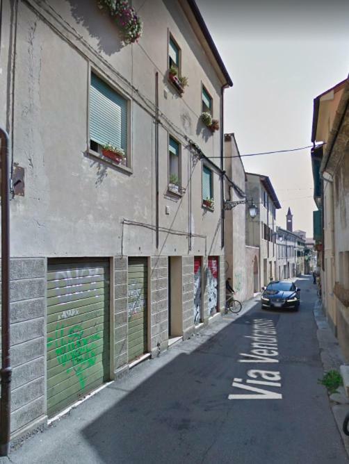Ferienwohnung Living Down Town Bassano del Grappa Exterior foto